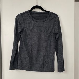 COPY - Lululemon Grey Longsleeve